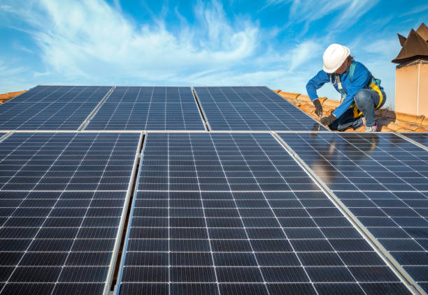 Best Roof Insulation Installation  in Lake Isabella, CA